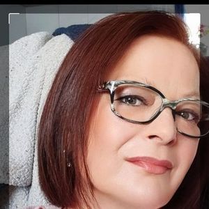 Meet your Posher, Genevieve